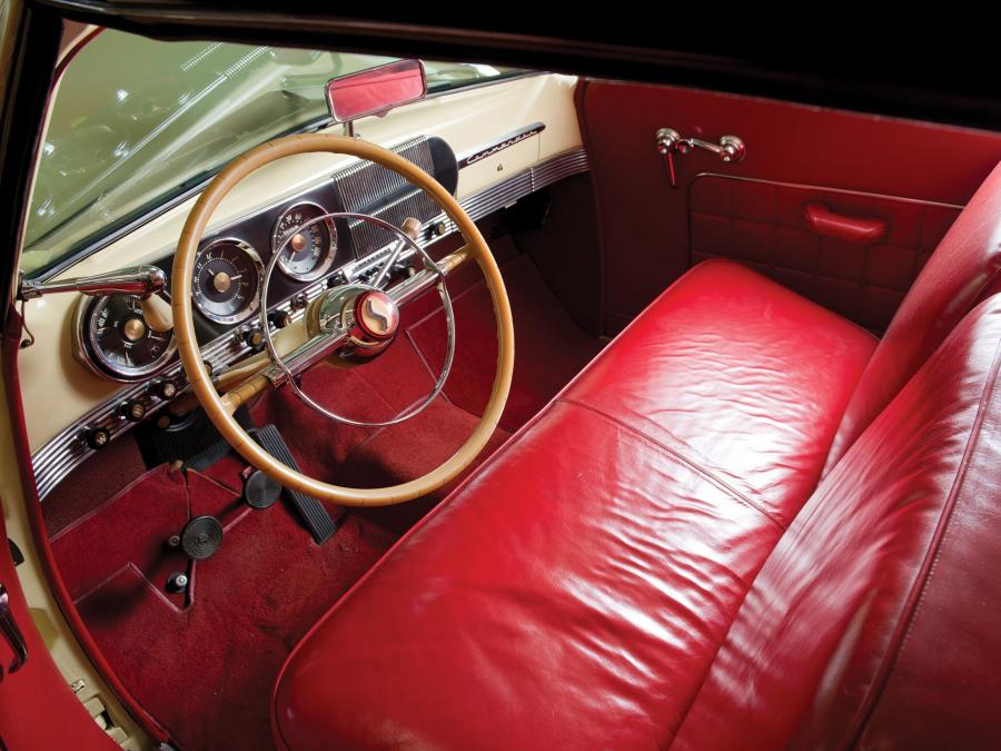  Studebaker Commander Regal DeLuxe Convertible 1947 года  (фото 5 из 5)
